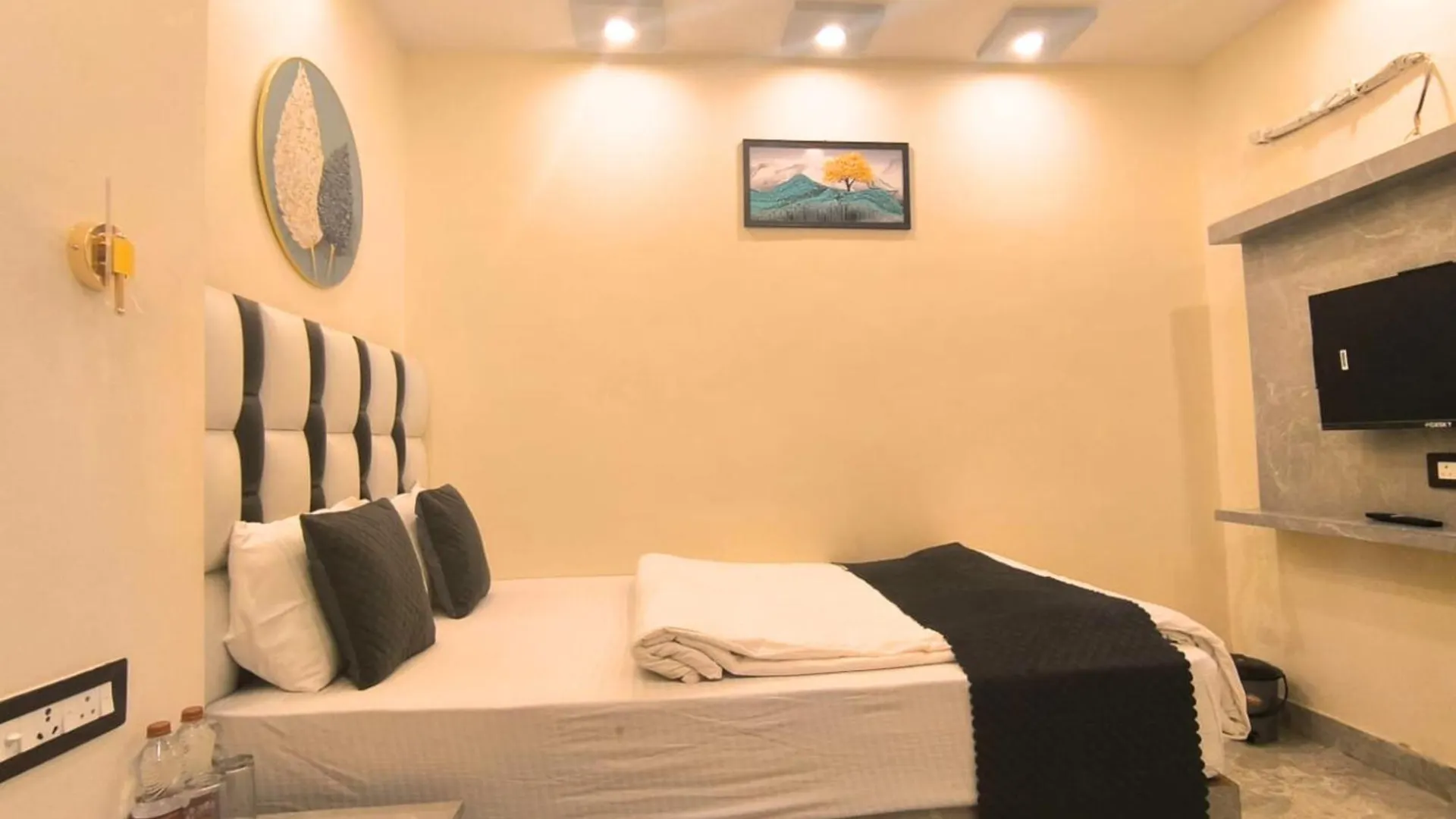 Hotel Devvanshi Vila 瓦拉纳西